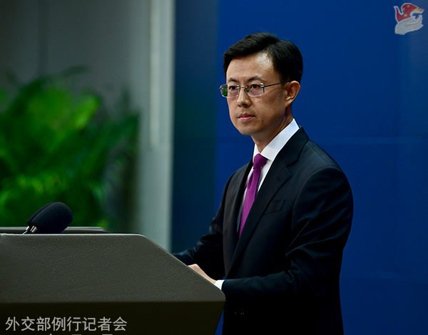 配资平台排名前十的 英国海军航母停靠日本，外交部回应